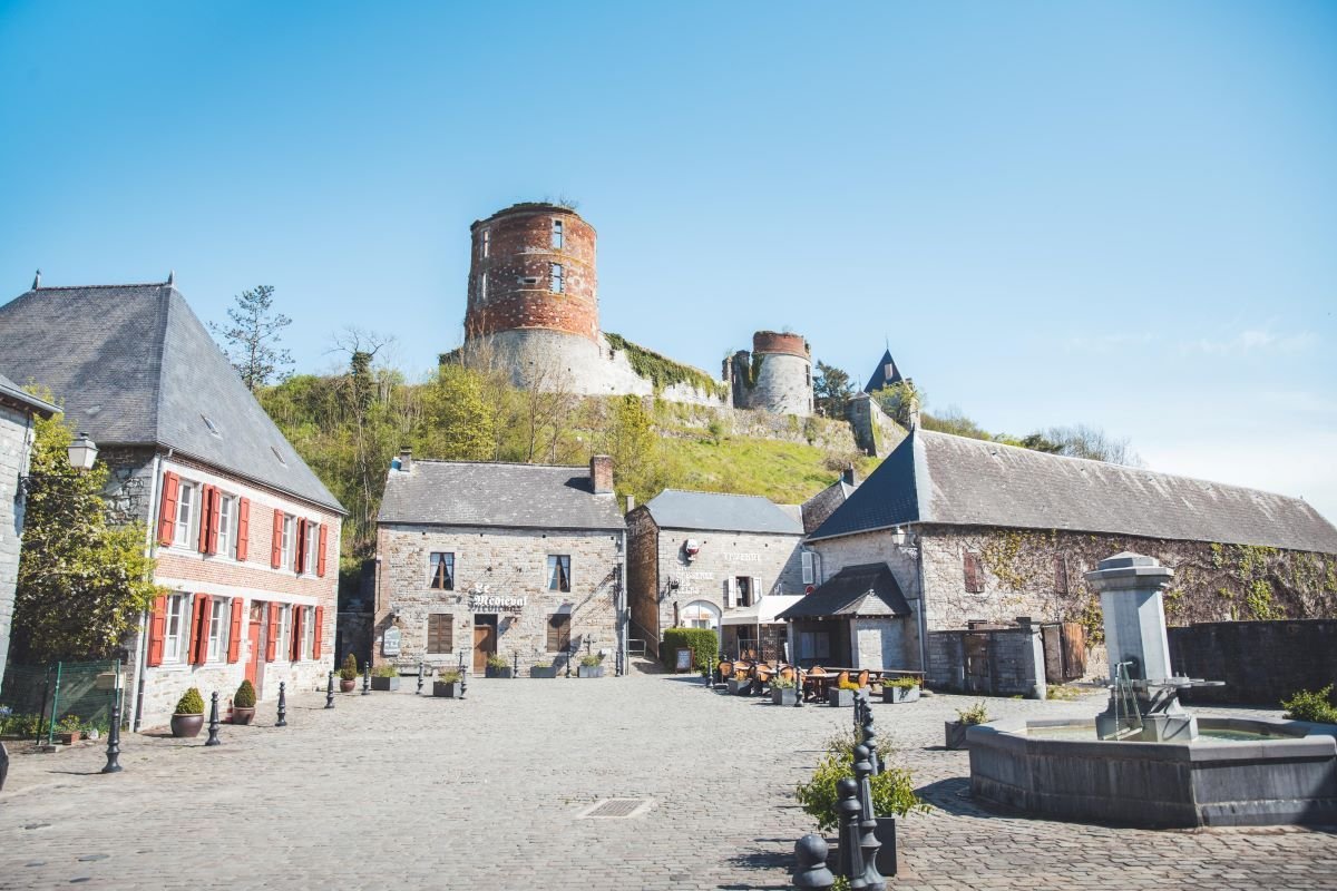 visite hierges chateau DSC 1775 credit pierre defontaine ARTGE 1